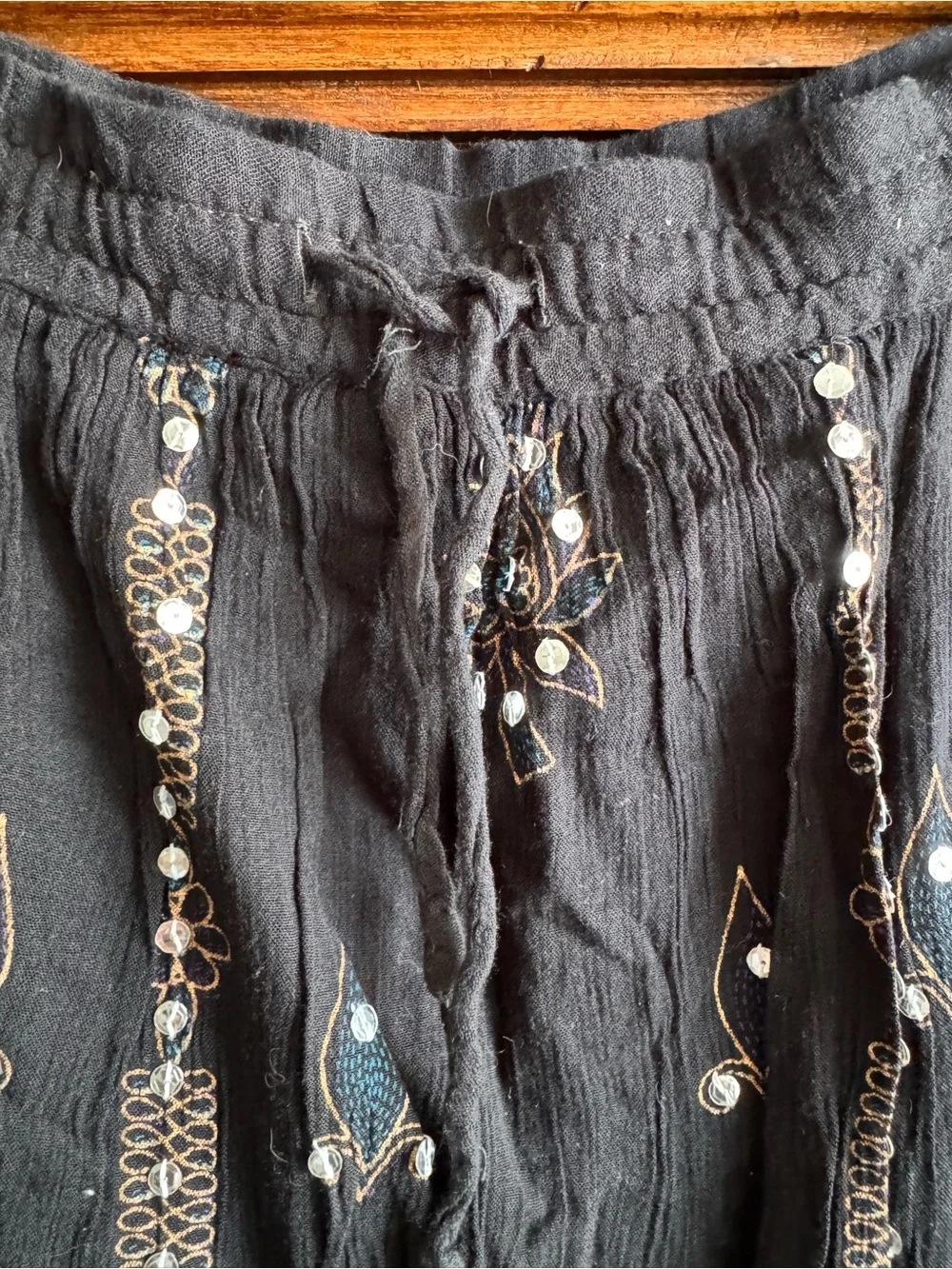 Dress Barn Black Sequin Embroidered Midi Boho Skirt Size 18/20